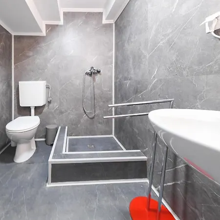 Lägenhet Apartament Napoca 2 Dormitoare Central - Demisol *