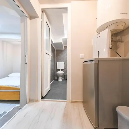 Apartament Napoca 2 Dormitoare Central - Demisol * Cluj-Napoca